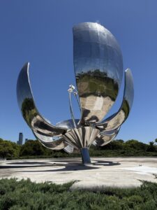 Floralis Generica